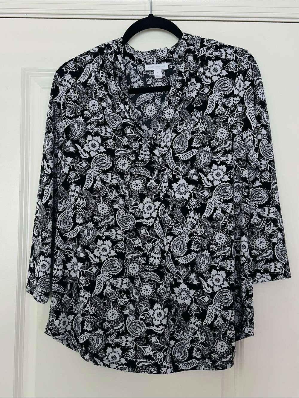 Croft & Barrow split-neck blouse SZ M